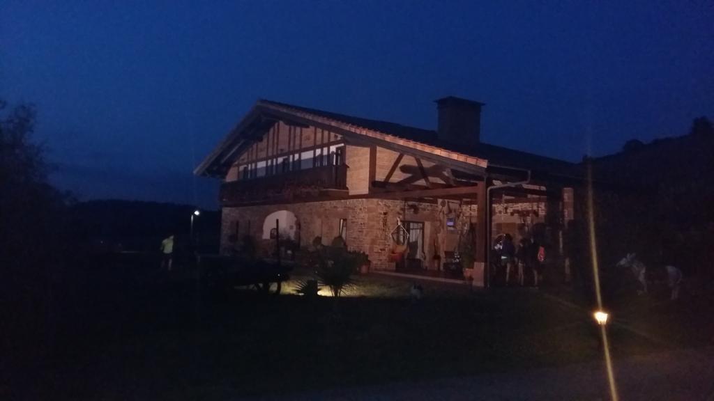 Lezamakoetxe Konuk evi Sopuerta Dış mekan fotoğraf
